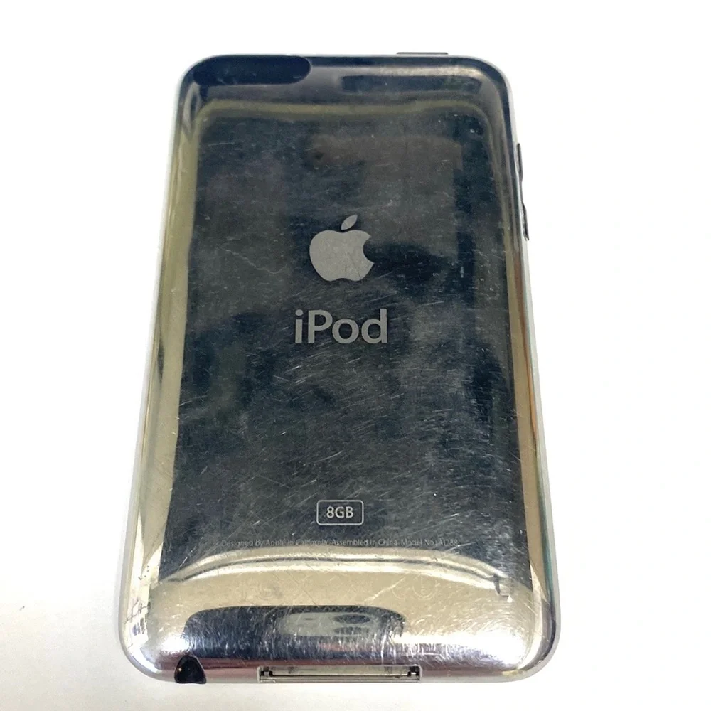 Apple iPod Touch Black/Silver 4th Generation 8GB